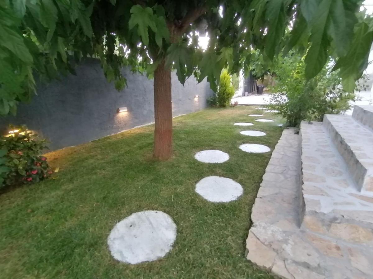 Newly Built All Season Resort Nea Silata Екстер'єр фото